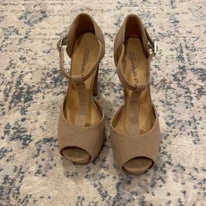 Cream/Beige T-Strap platform heels